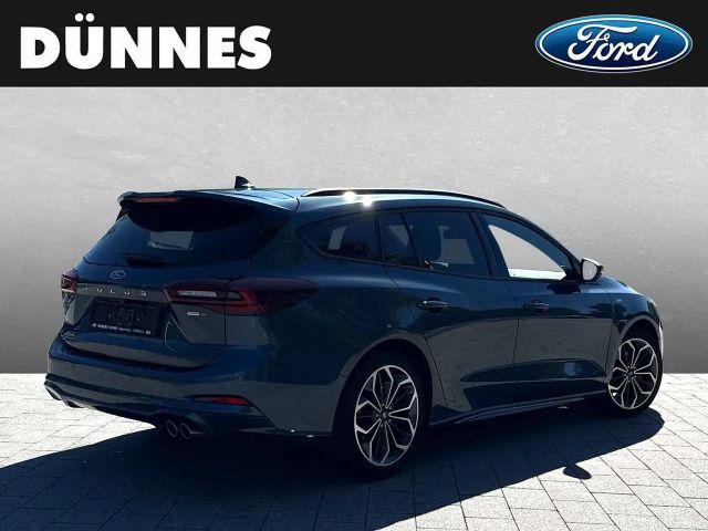 Ford Focus EcoBoost ST Line Vignale Wagon