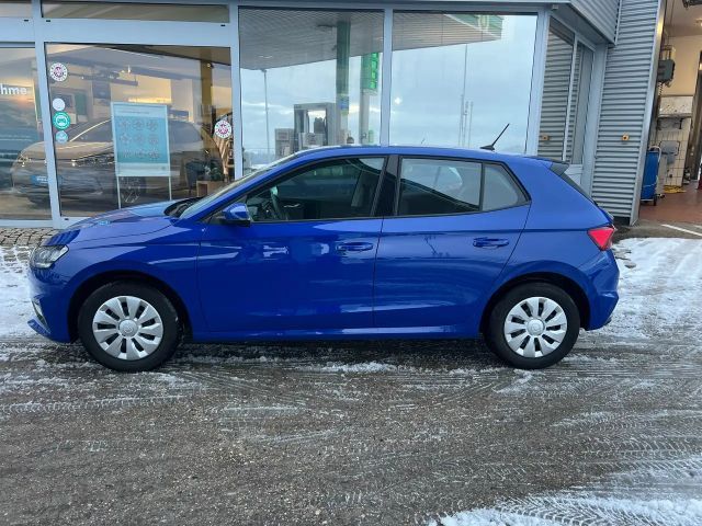 Skoda Fabia Essence 1.0i