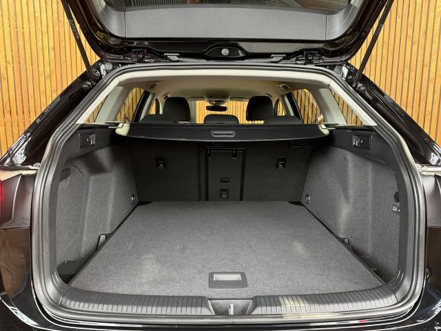 Volkswagen Golf DSG Variant