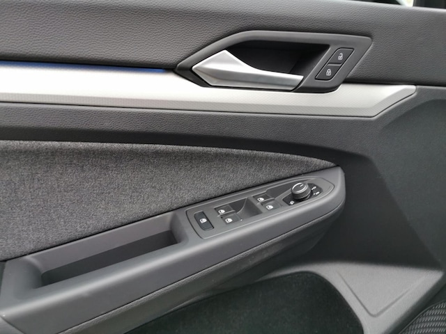 Volkswagen Golf 1.5 TSI Variant