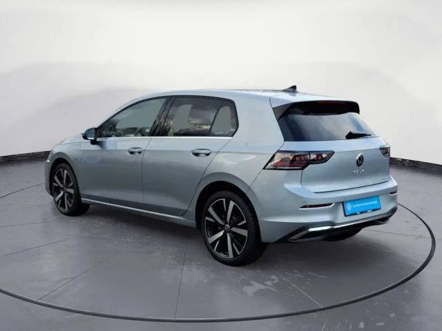 Volkswagen Golf DSG Style eHybrid