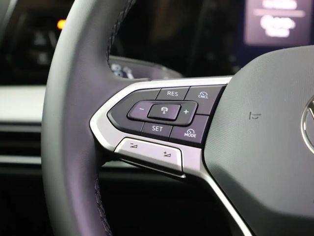 Volkswagen Golf Business DSG Variant