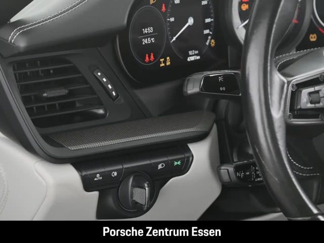 Porsche 992 4 Cabrio Carrera GTS