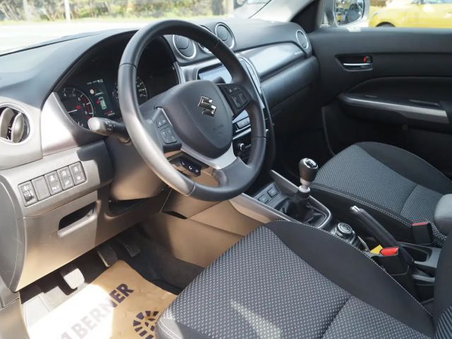 Suzuki Vitara AllGrip Hybrid Shine