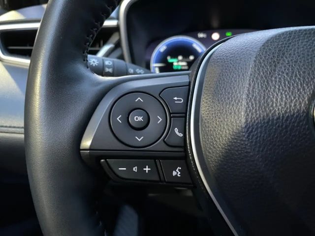 Toyota Corolla Cross Hybride Team D