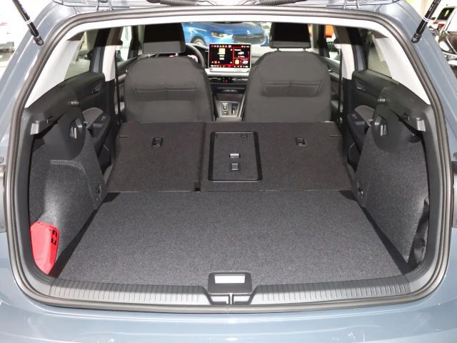 Volkswagen Golf 1.5 eTSI DSG