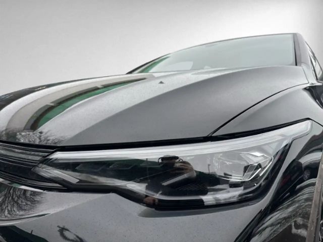 Volkswagen Golf 2.0 TSI DSG Golf VIII