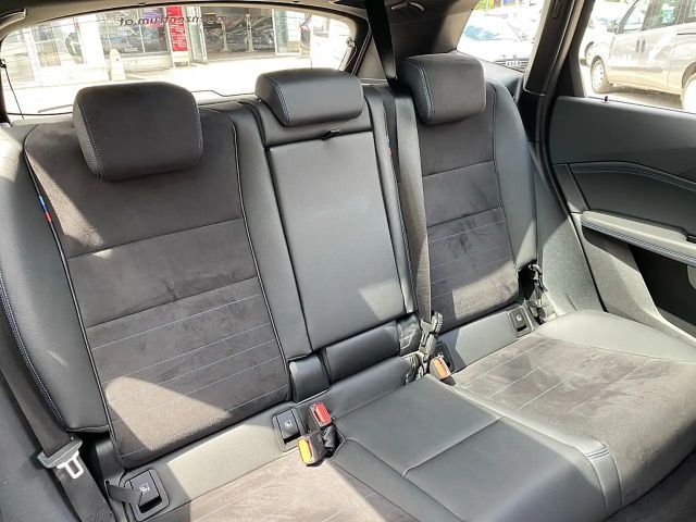 BMW 230 Active Tourer Sedan xDrive