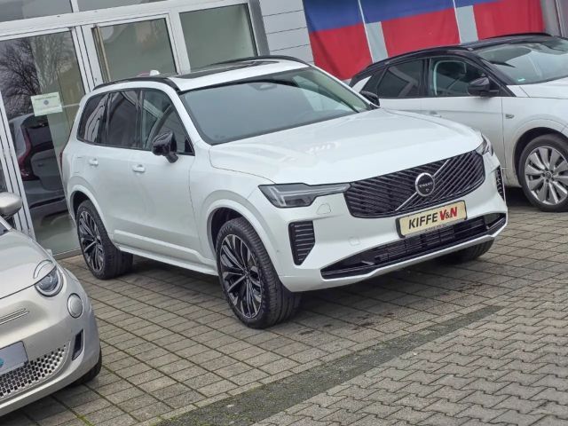 Volvo XC90 Dark Ultra