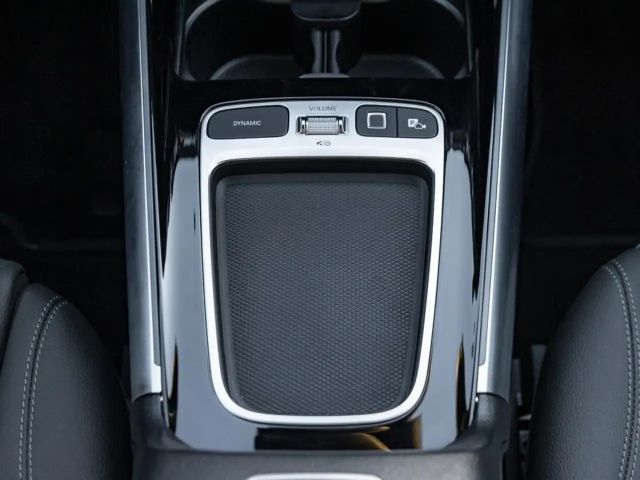 Mercedes-Benz EQA 300 4MATIC Electric Art