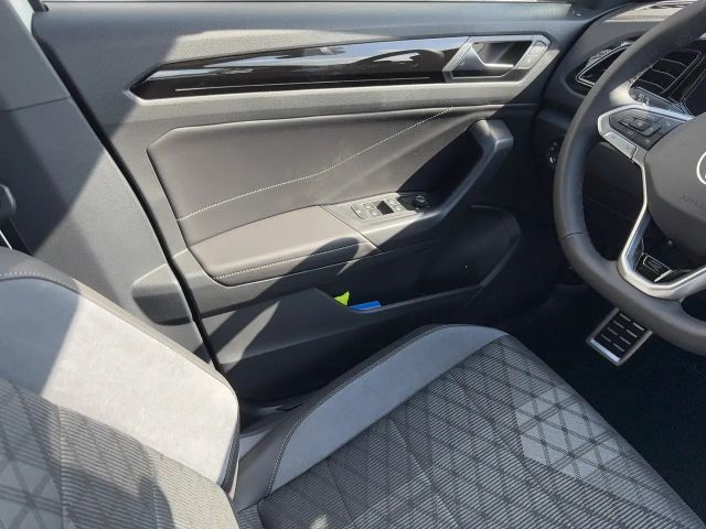 Volkswagen T-Roc 1.5 TSI DSG R-Line