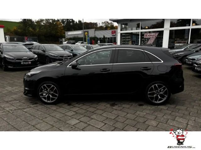Kia Ceed 1,5T DCT Ultimate +Style+Sound+Navi+17Zoll