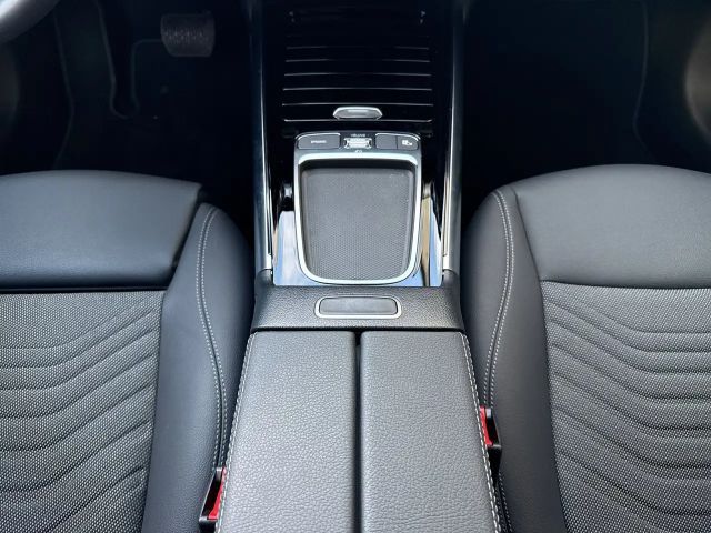 Mercedes-Benz GLA 220 4MATIC GLA 220 d