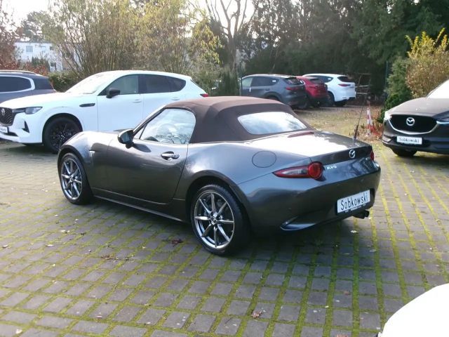 Mazda MX-5 SkyActiv