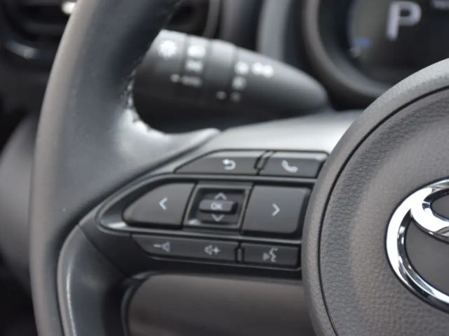 Toyota Yaris 1.5 Dual-VVT-iE (Hybrid)