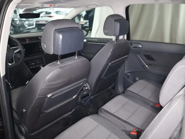 Volkswagen Touran DSG R-Line