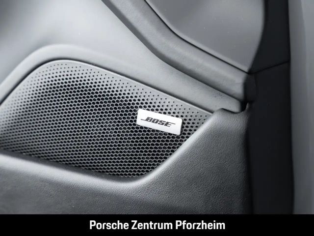 Porsche Taycan Cross Turismo Turbo