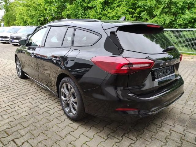 Ford Focus ST Line Wagon