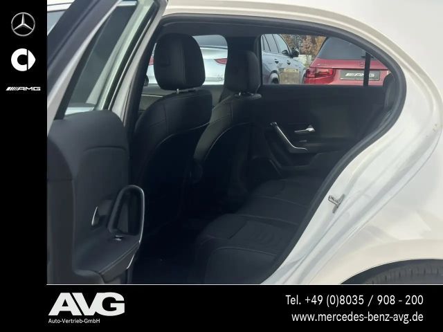 Mercedes-Benz A 180 Progressive