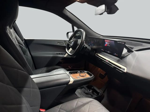 BMW iX xDrive40