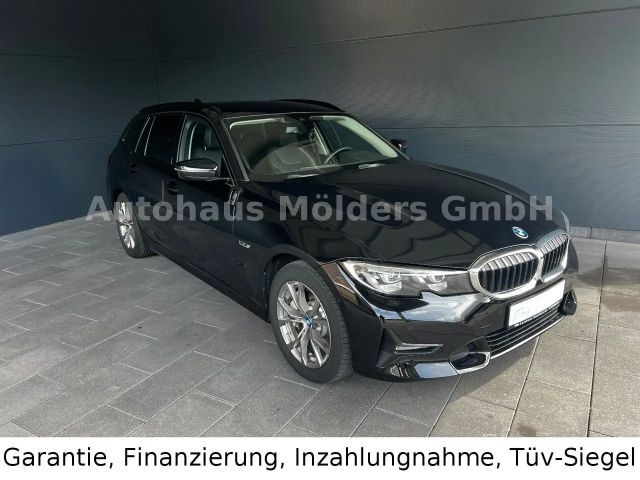 BMW 330 330e Sport Line Touring