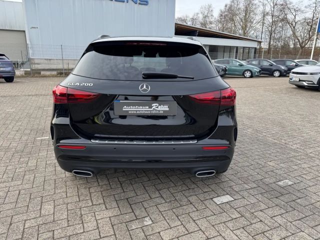 Mercedes-Benz GLA 200 AMG Line