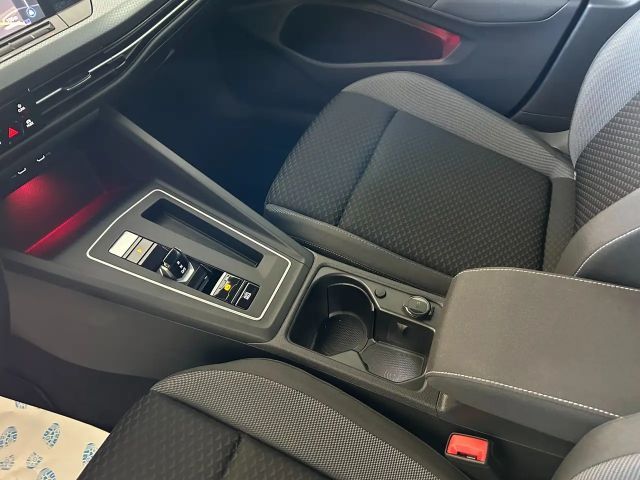 Volkswagen Golf Active