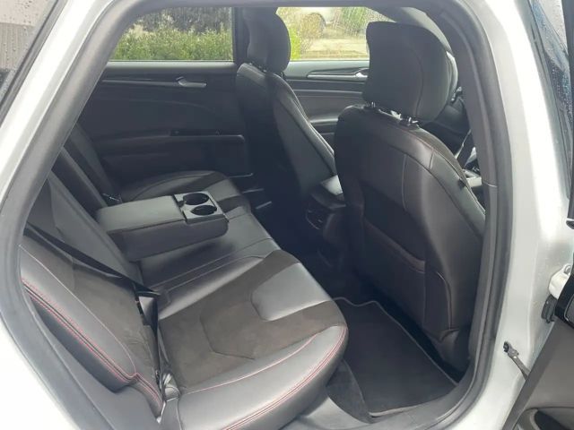 Ford Mondeo ST Line Wagon