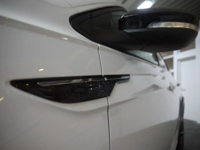 Volkswagen Taigo 1.5 TSI DSG R-Line