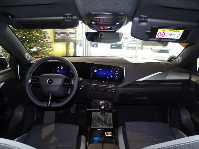 Opel Astra Edition Sports Tourer