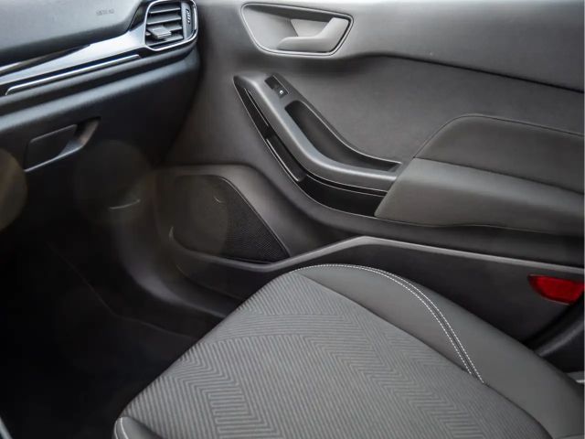 Ford Fiesta C & C 1.1L 75PS KLIMA SYNC PDC SHZ LED