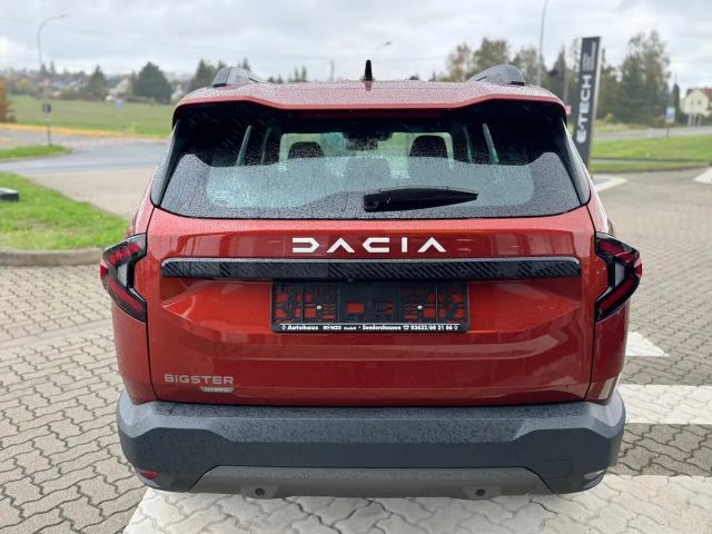 Dacia Bigster Hybrid 155