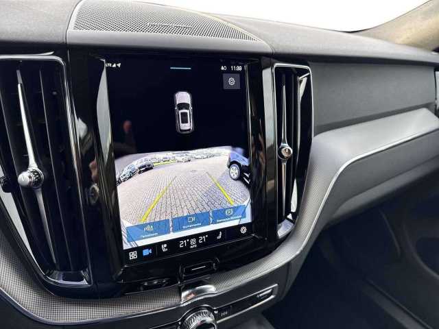 Volvo XC60 Dark Plus