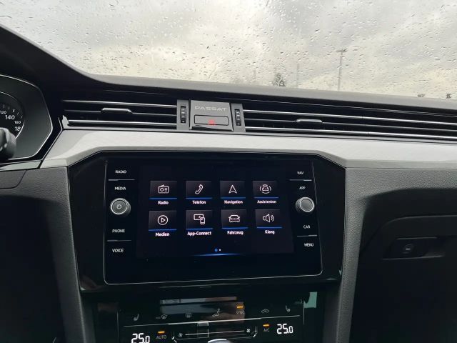 Volkswagen Passat Business DSG Variant