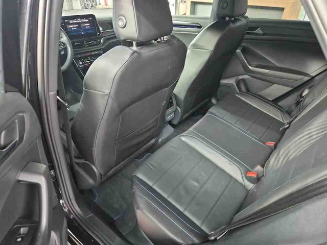 Volkswagen T-Roc *AKRAPOVIC* Pano AHK DCC *Beats* ACC