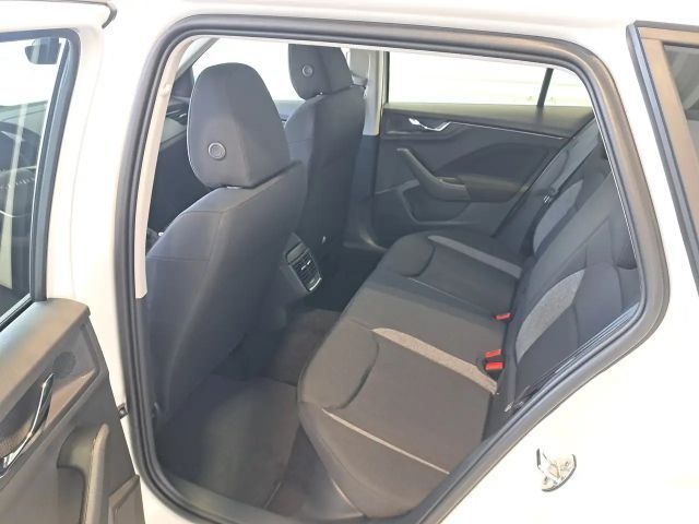 Skoda Kamiq Essence TSI