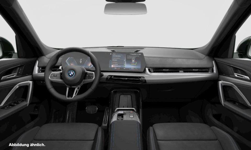 BMW iX1 xDrive30