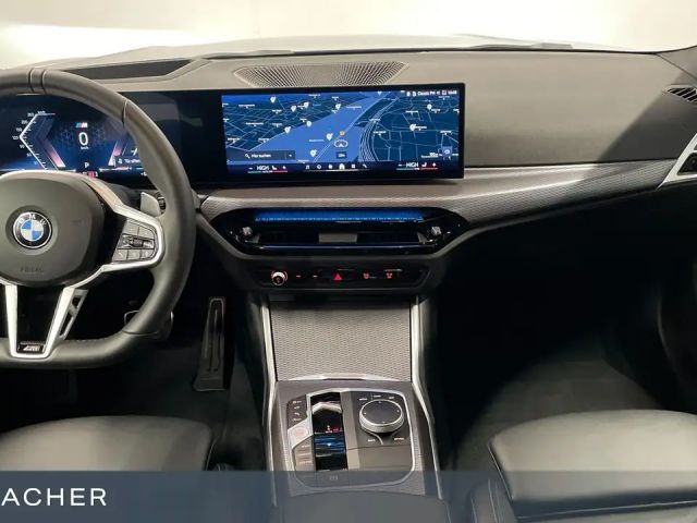 BMW 320 320i M-Sport Sedan xDrive