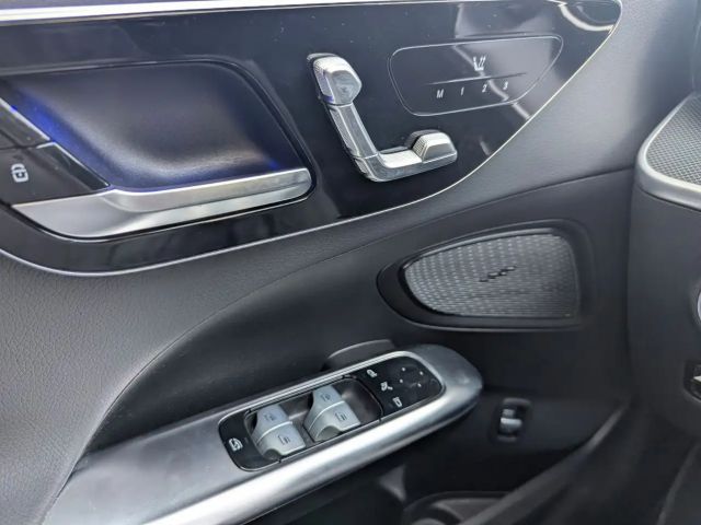 Mercedes-Benz C 180 AVANTGARDE