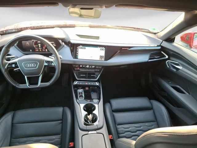 Audi e-tron GT PanoDach airSuspension RemoteA