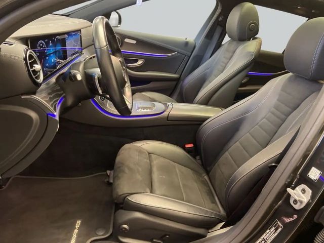 Mercedes-Benz E 300 E 300 e