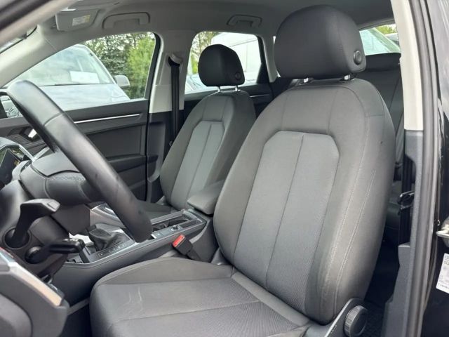 Audi Q3 35 TFSI S-Tronic