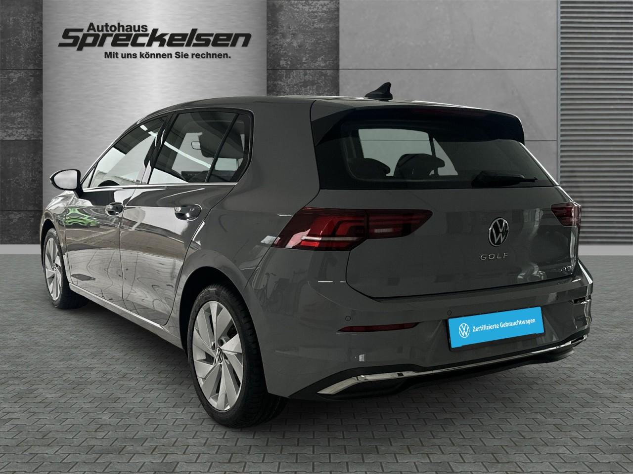 Volkswagen Golf 1.5 eTSI Golf VIII Style