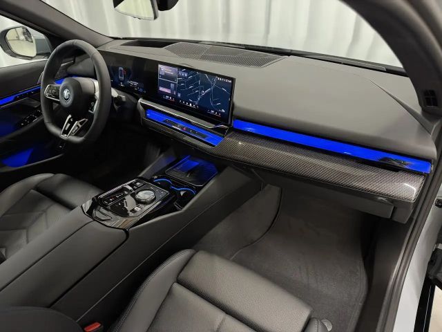 BMW 530 530e M-Sport Sedan xDrive