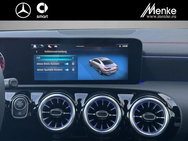 Mercedes-Benz CLA 200 AMG Line Coupé