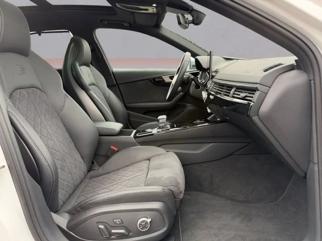 Audi S4 Avant Quattro