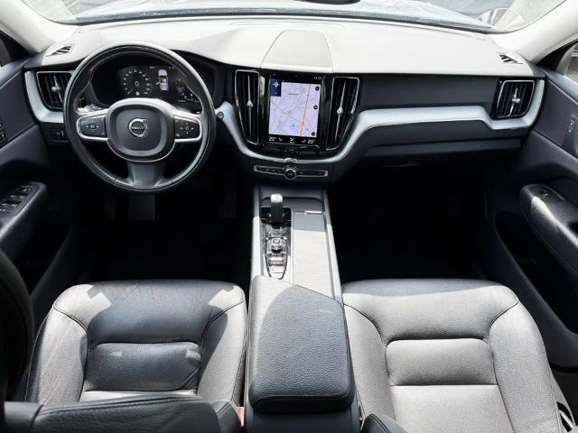 Volvo XC60 Momentum