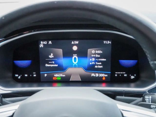 Volkswagen T-Roc 1.5 TSI DSG IQ.Drive R-Line