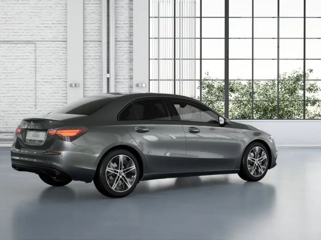 Mercedes-Benz A 180 Limo Night+Pano+Kamera+Carplay+Totwin