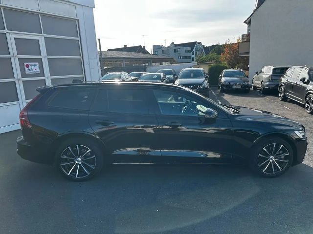 Volvo V60 AWD Dark Plus T8
